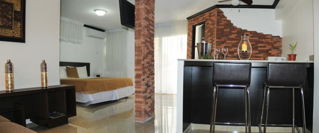 AZ Hotel&Suites Panamaváros Kültér fotó