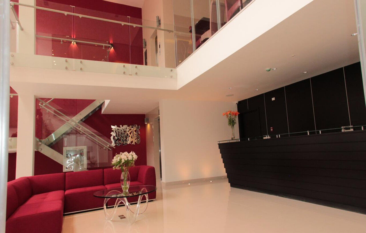 AZ Hotel&Suites Panamaváros Kültér fotó