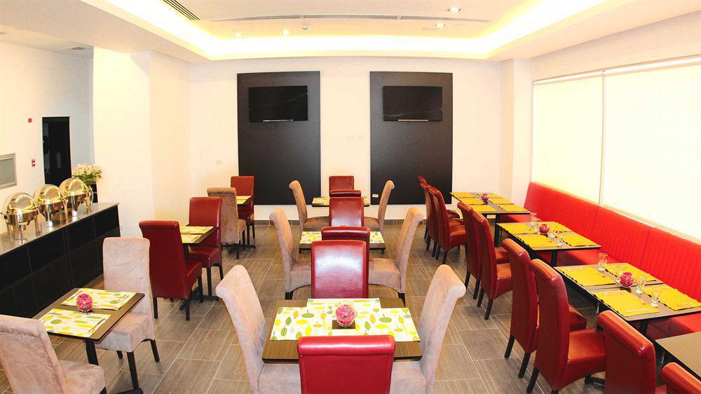 AZ Hotel&Suites Panamaváros Kültér fotó
